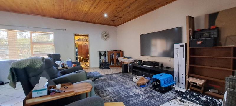 4 Bedroom Property for Sale in Heather Park Western Cape